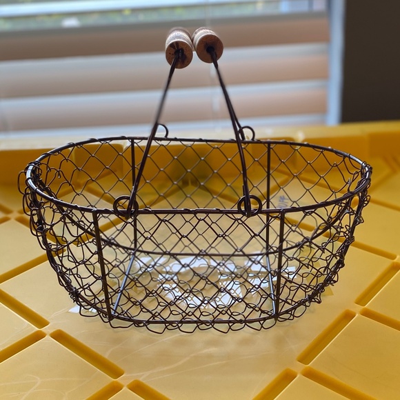 Other - Small Wire Basket w Wood Handles
